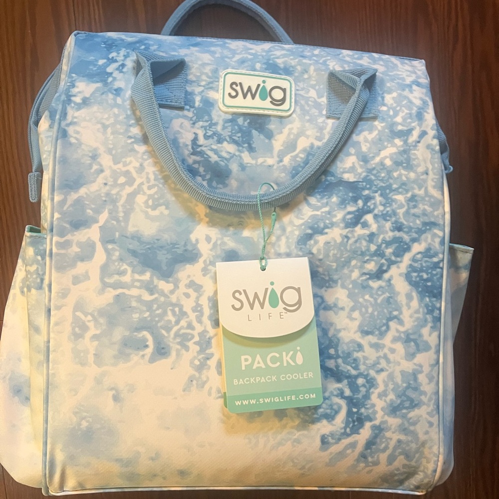 SWIG blue white backpack cooler